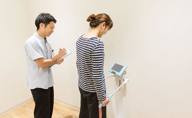 写真:Inbody(体成分分析装置)